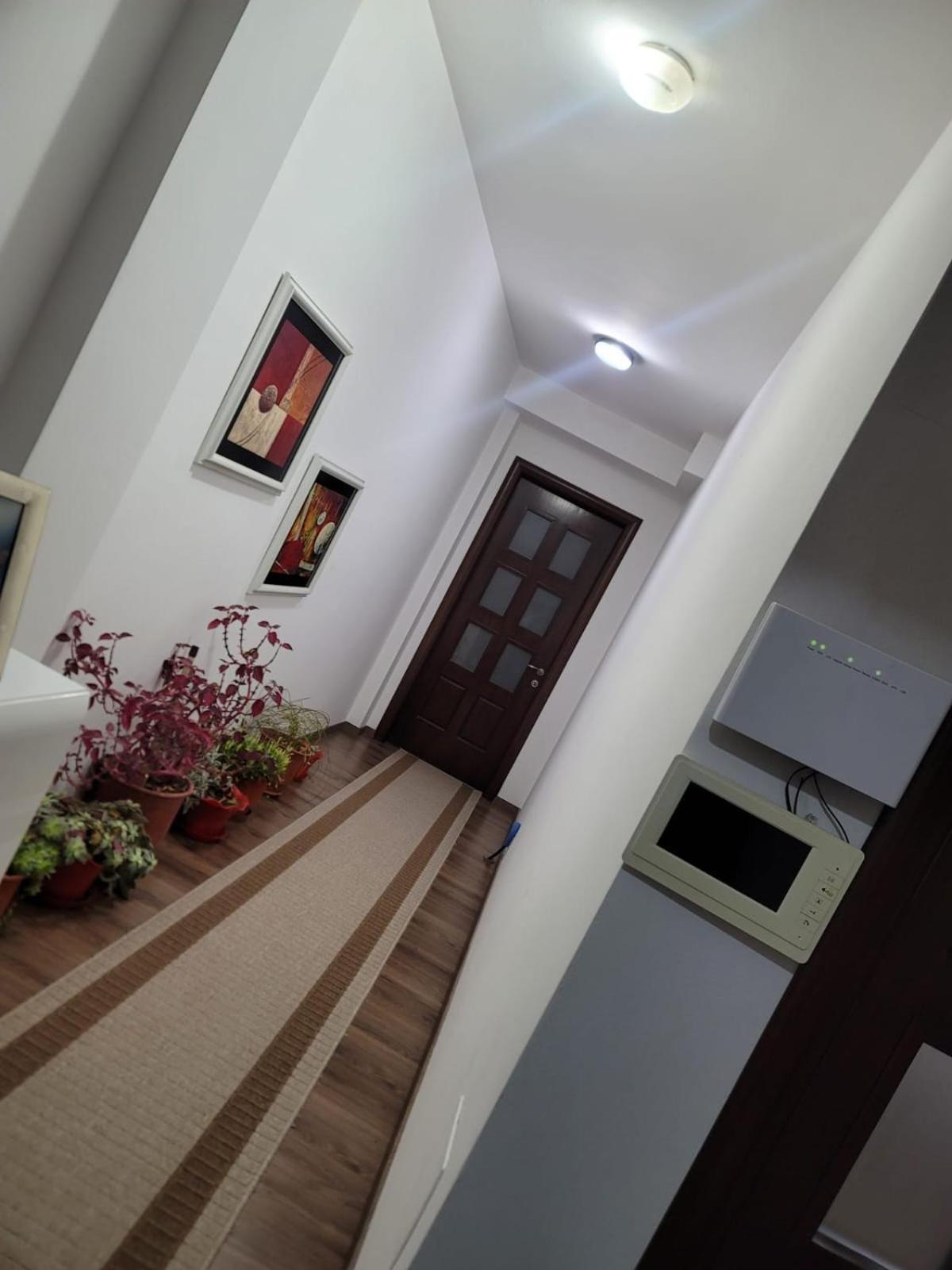 Guesthouse Kocibelli Korce Ngoại thất bức ảnh